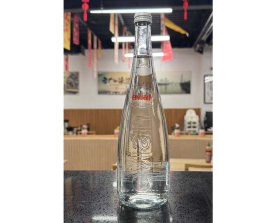 DC18 Eau en bouteille 瓶装水